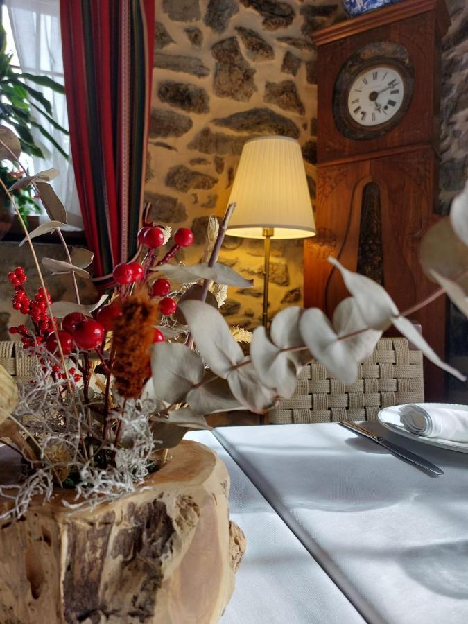 Uxarte -Alojamiento, Restaurante Y Piscinas