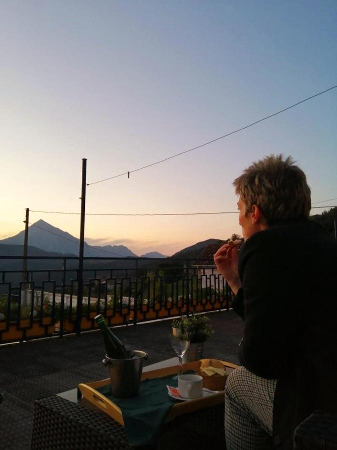 Uxarte -Alojamiento, Restaurante Y Piscinas Guest house